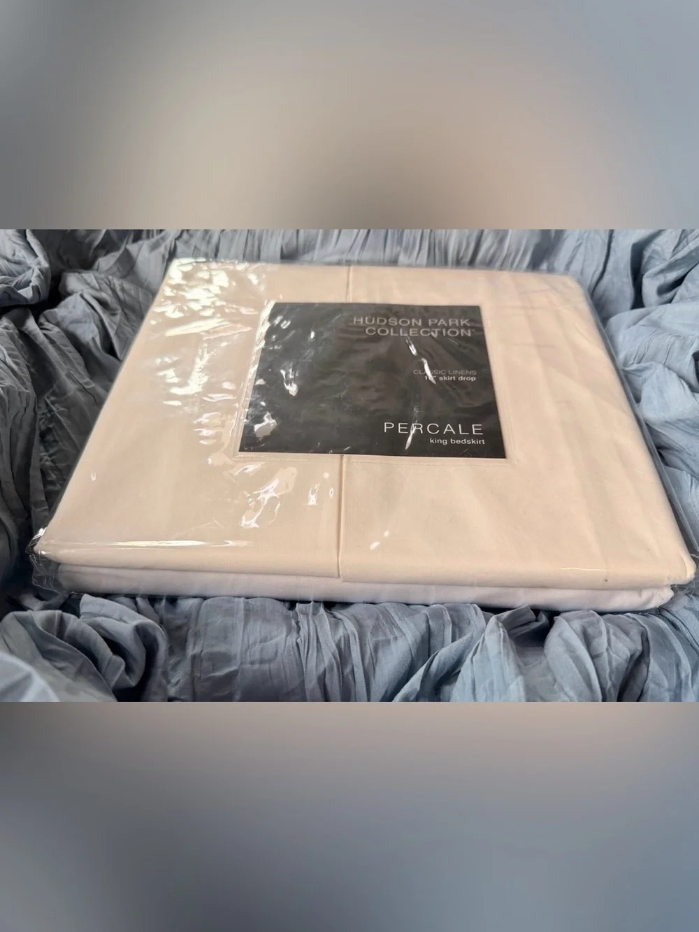 Bloomingdale’s Hudson Park Collection Percale King Bedskirt